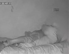 Wife cheated on husband while he was out, video caught on camera - Patni ne apne yaar ko Bulaya Jab Pati Ghar pe Nahi tha