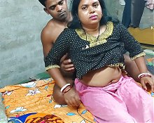 Chachi Ko Bhatija Ne nanga Karke choda